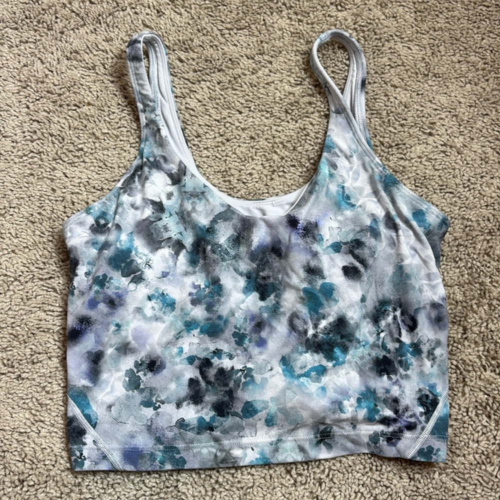 Size 6 lululemon sports bra - tye dye blue color
